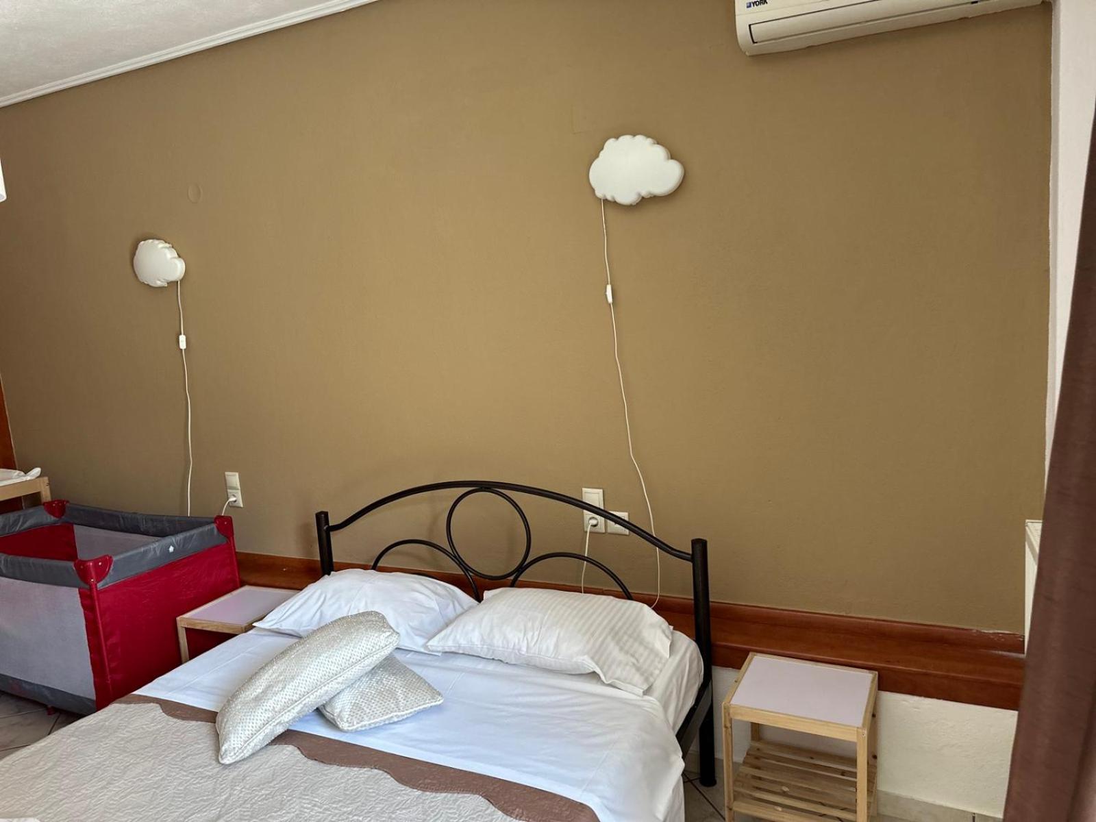 Luxury City Center Apartment Kalambaka Bagian luar foto