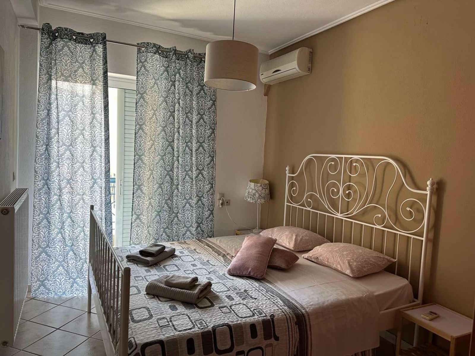 Luxury City Center Apartment Kalambaka Bagian luar foto