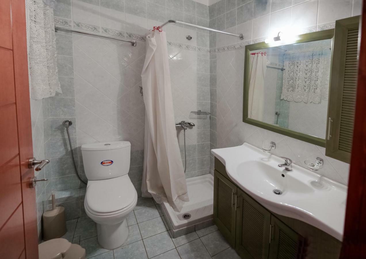 Luxury City Center Apartment Kalambaka Bagian luar foto